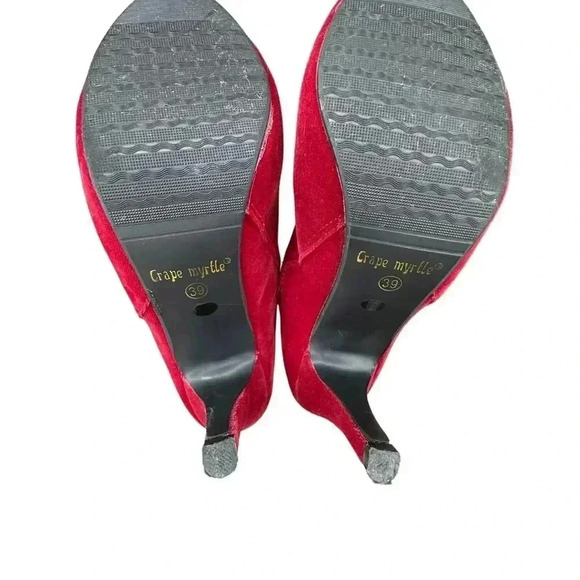 Red Velvet Button-Up Ankle‎ Boots With Fold-Over Design & Stiletto Heels Size 39 - Picture 5 of 16